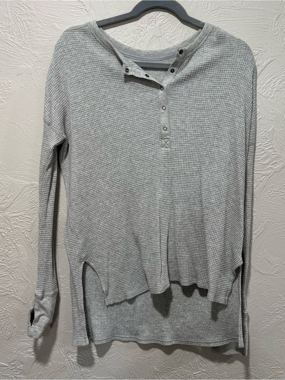 Offline by aerie grey waffle knit Henley size xs